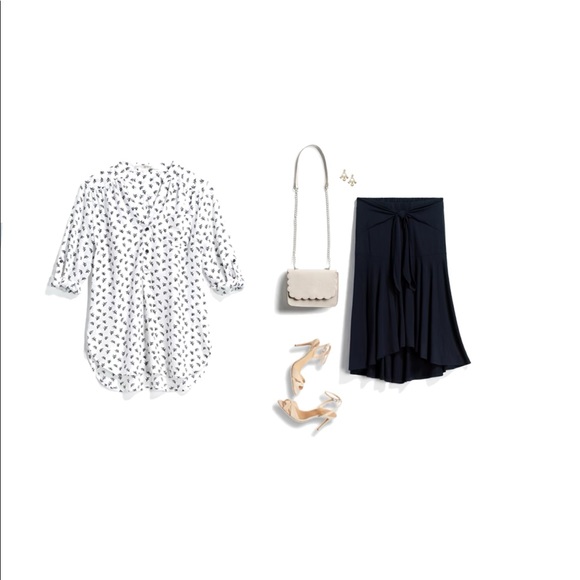 Blouse - Picture 3 of 4